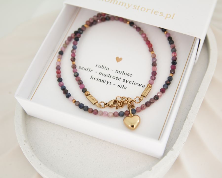 Dlaczego warto podarować naszyjnik z dedykacją?